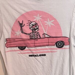 WHITE AND PINK RECKLESS TEE